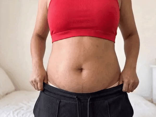 Jennifer (49 years)